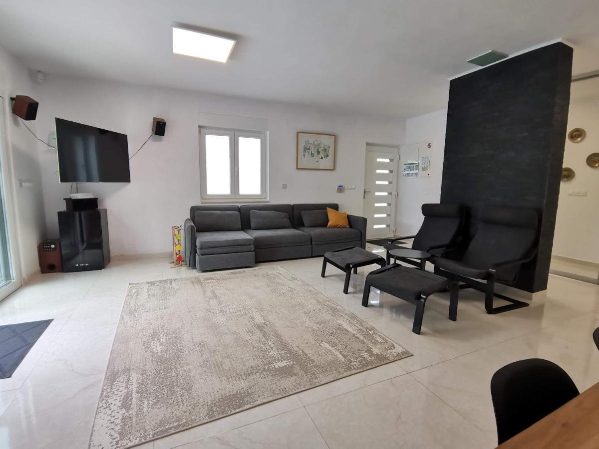 Villa Oliva Умаг Екстериор снимка